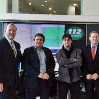 Miembros de Emergencias del condado de Misuri visitan el 112