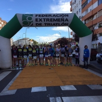 María Rico y Pakillo Fernández-Cortés campeones de Extremadura de duatlón sprint