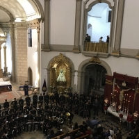 La Vera Cruz recauda 250 kilos de alimentos y 300 euros en el concierto solidario