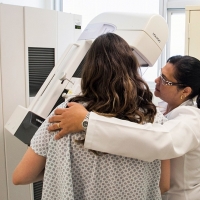 8.500 extremeñas se someterán a mamografías en marzo