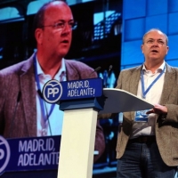 Monago critica que el modelo del PSOE provoca más paro