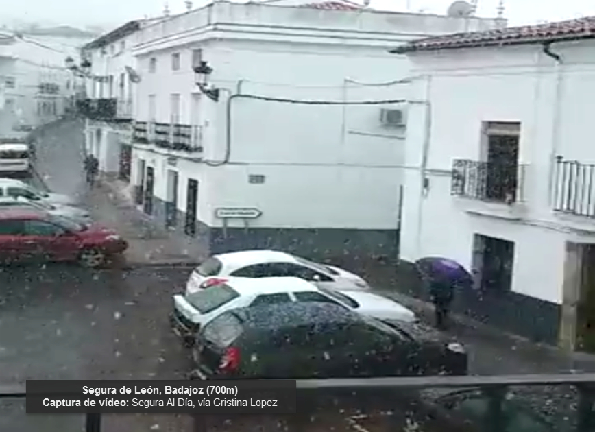 La nieve visita Extremadura a cotas bajas