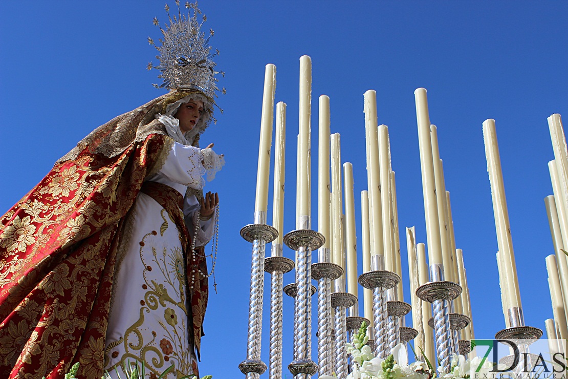 La Sagrada Cena procesiona por las calles de Mérida