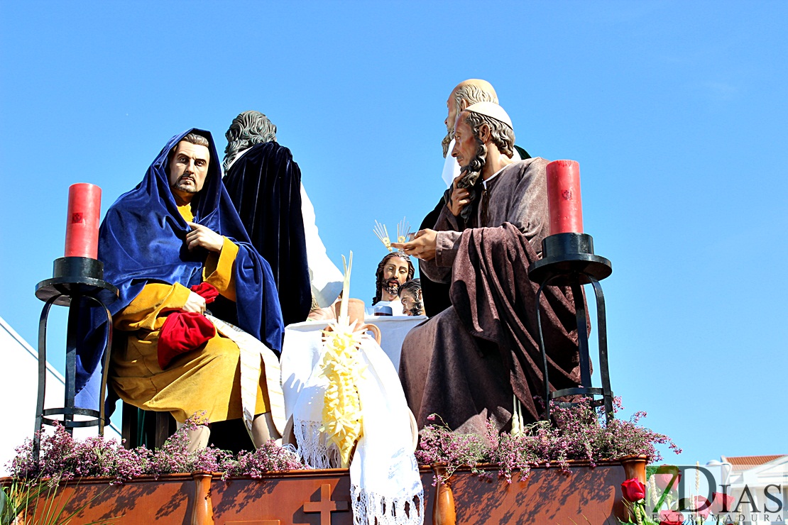 La Sagrada Cena procesiona por las calles de Mérida