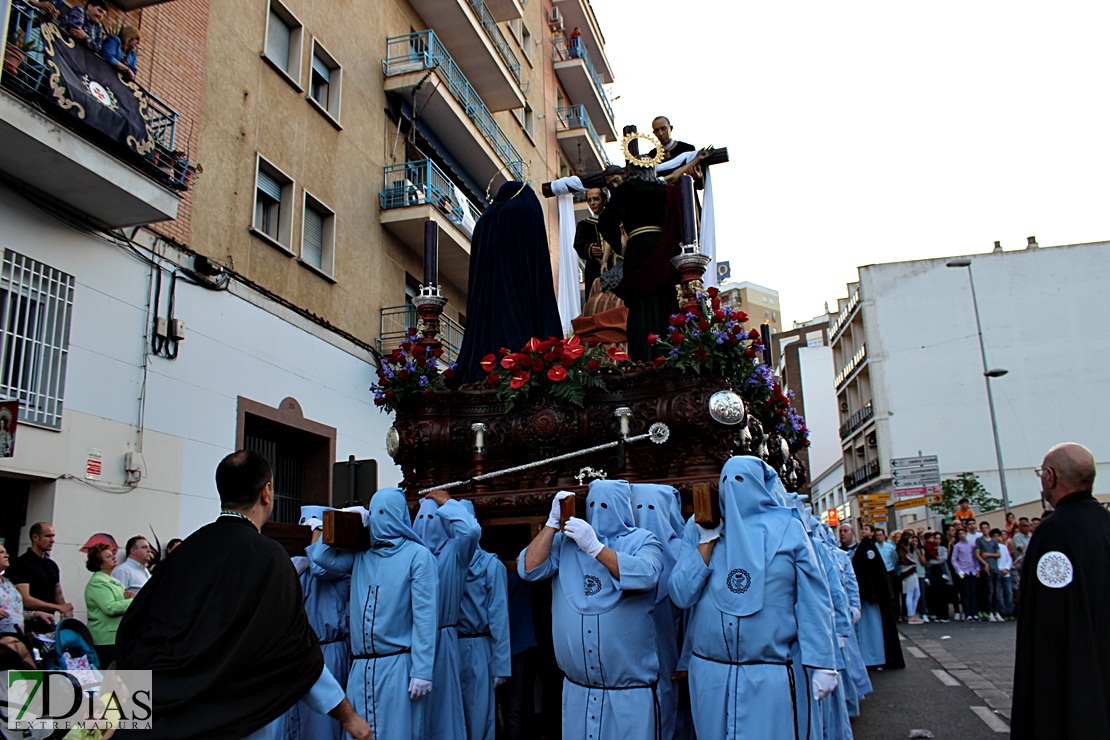 Los Ferroviarios procesionan por las calles de Mérida