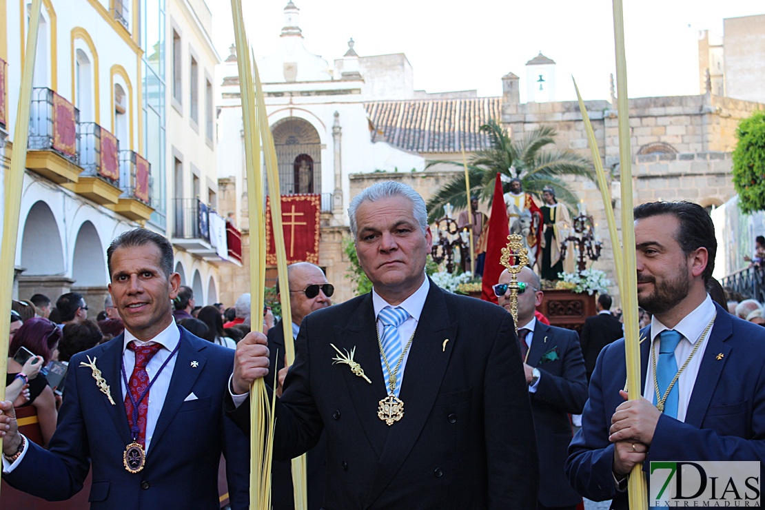 Miles de espectadores acuden a la procesión de La Burrita en Mérida