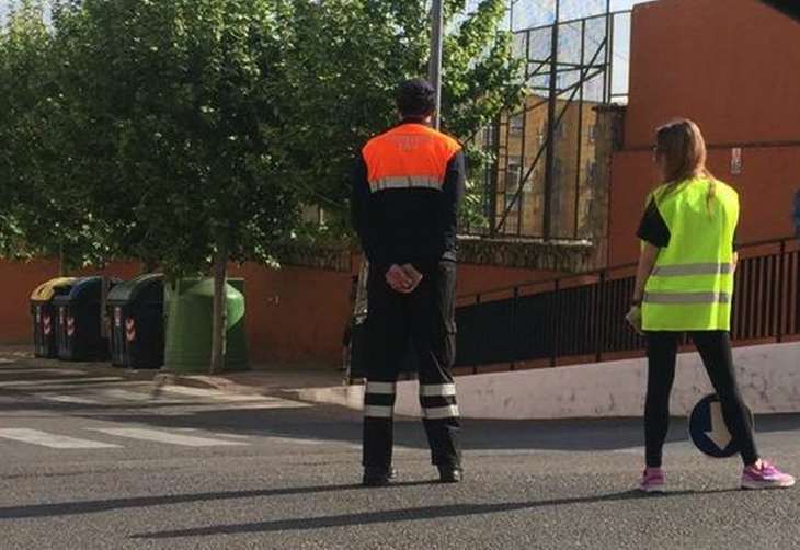 Atropellan a un voluntario de Protección Civil mientras regulaba el tráfico