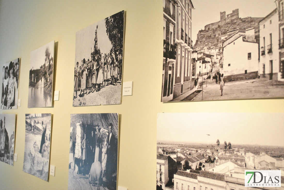Inaugurada la exposición “VISAM. Fotógrafo extremeño del siglo XX”
