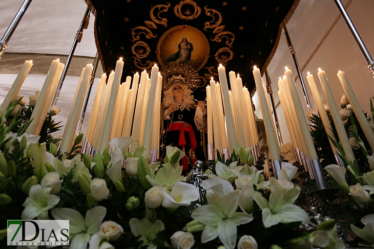 Imágenes del Lunes Santo en Badajoz