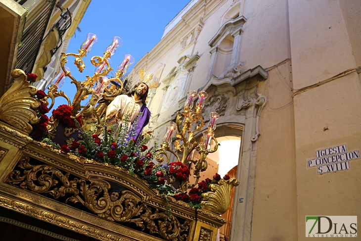 Imágenes del Lunes Santo en Badajoz