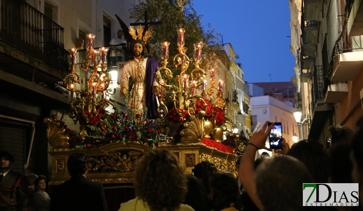 Imágenes del Lunes Santo en Badajoz