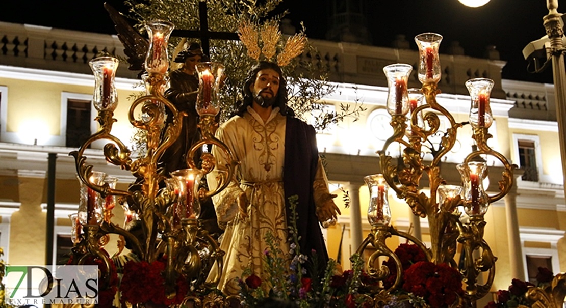 VÍDEO de la procesión del Lunes Santo en Badajoz