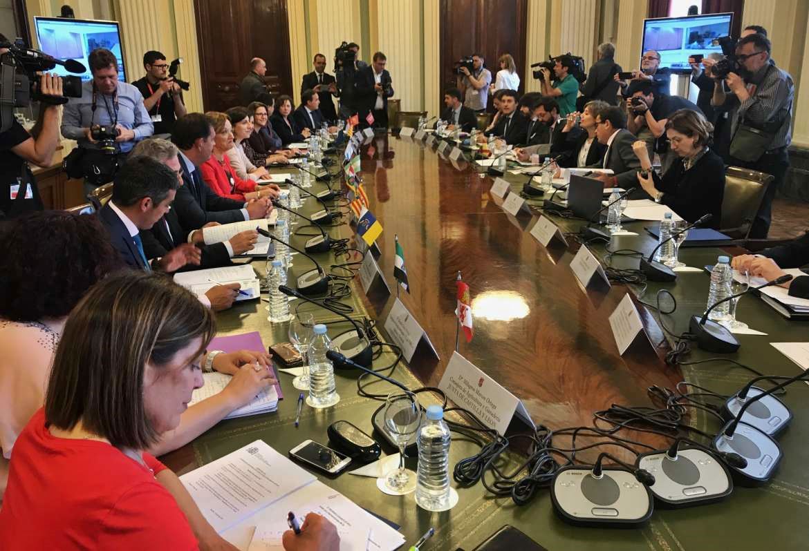 Extremadura reitera en Madrid la necesidad de una PAC “que frene la despoblación”