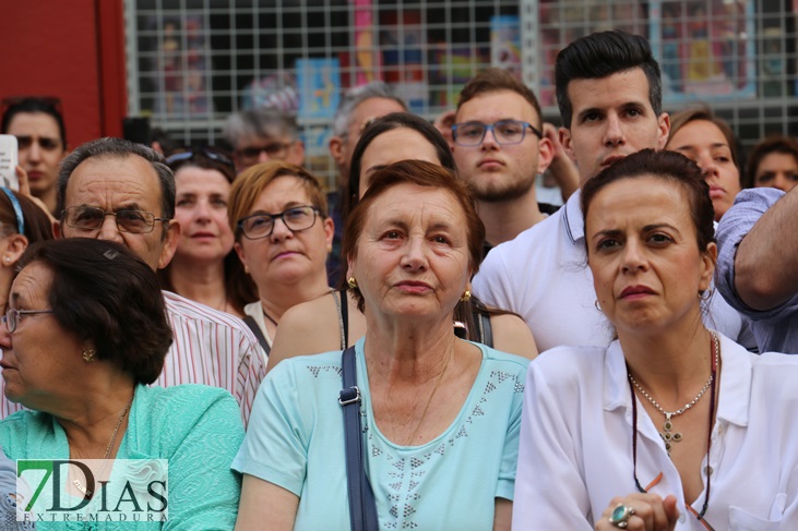 Las imágenes más íntimas de la tarde de Jueves Santo pacense