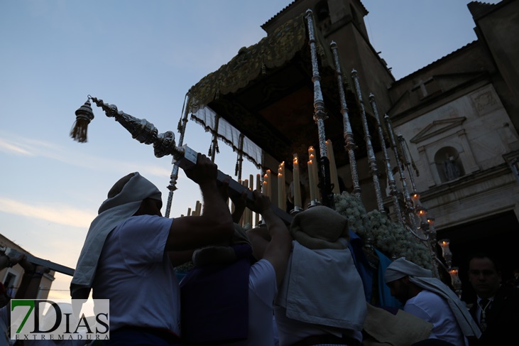 Las imágenes más íntimas de la tarde de Jueves Santo pacense