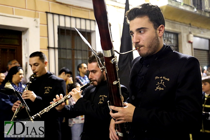 Imágenes de la Madrugada del Viernes Santo en Badajoz