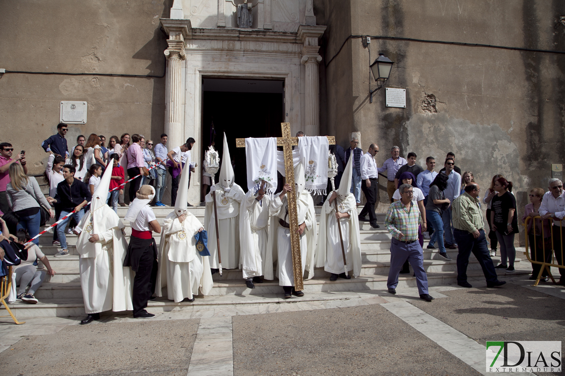 Badajoz despide una Semana Santa plena con el Resucitado