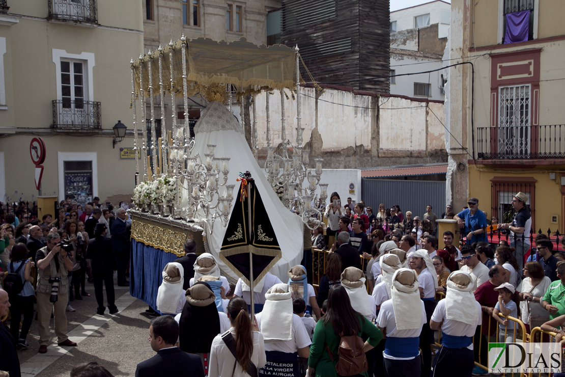 Badajoz despide una Semana Santa plena con el Resucitado