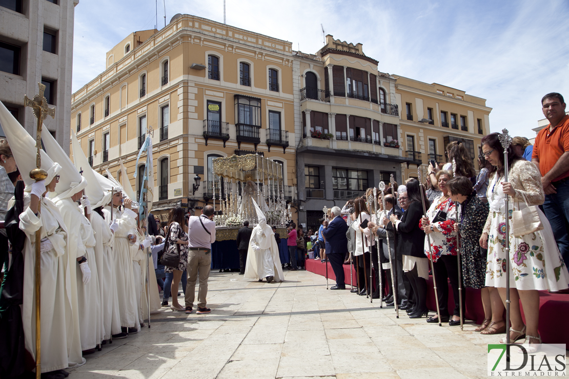 Badajoz despide una Semana Santa plena con el Resucitado