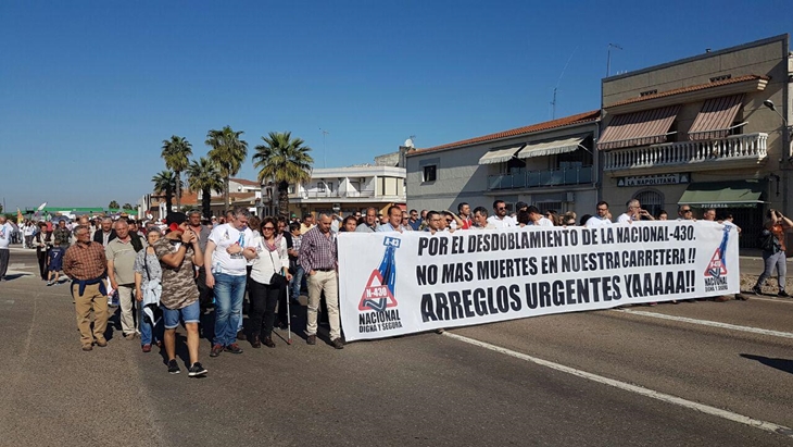 Siguen las manifestaciones para exigir la Autovía A-43