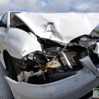 Un matrimonio herido en la colisión de un coche y una furgoneta