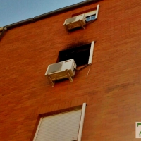 Tres mujeres heridas en el incendio de una vivienda en Badajoz