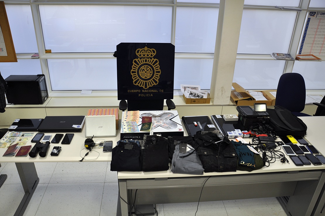 Ocho detenidos por robar en domicilios y oficinas de Cáceres