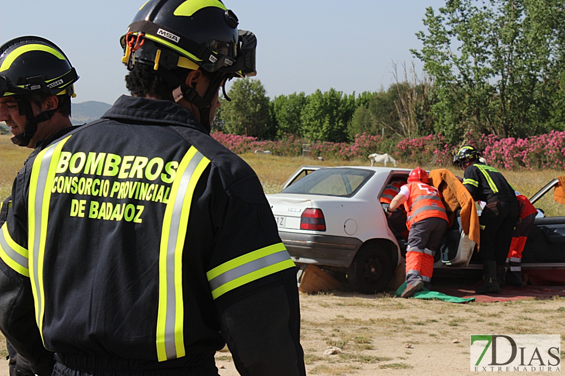 Imágenes del simulacro de accidente aéreo en Mérida