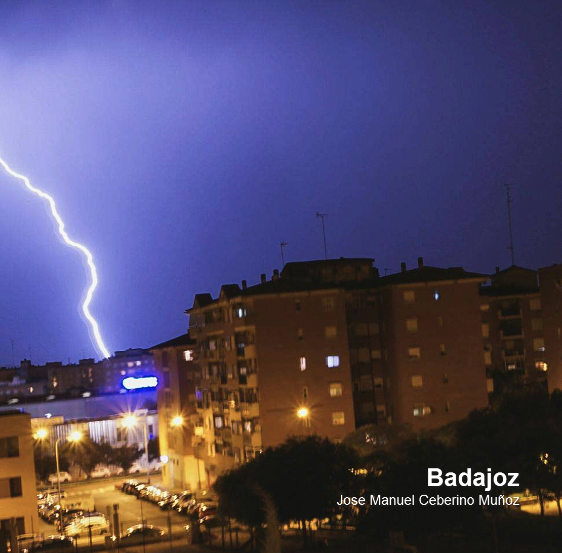 Más de 2.000 rayos tuvieron lugar este miércoles en Extremadura