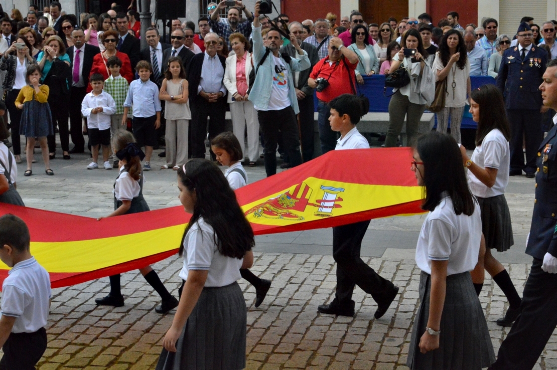 Acto de Jura de Bandera en la plaza alta de Badajoz