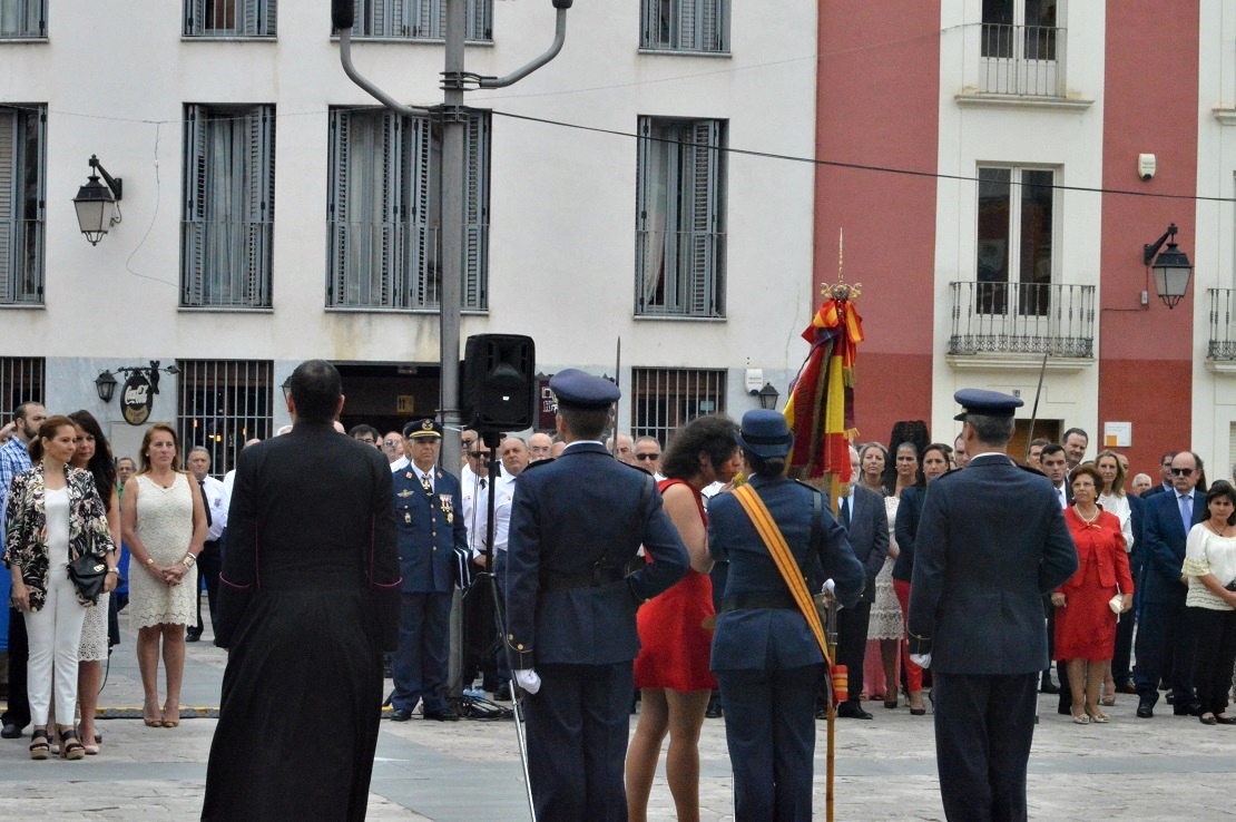 Acto de Jura de Bandera en la plaza alta de Badajoz