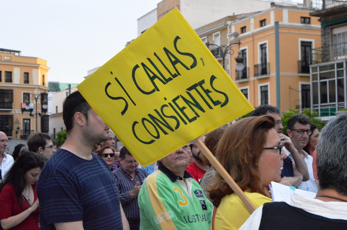 Badajoz sale a la calle contra la corrupción