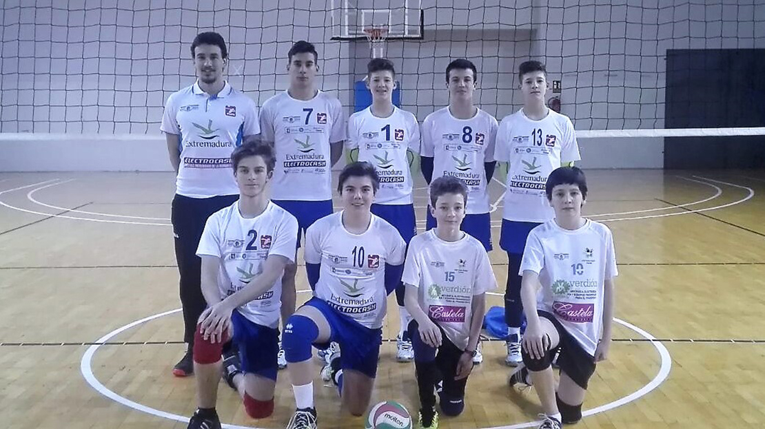 El Electrocash Cáceres se prepara para el regional cadete