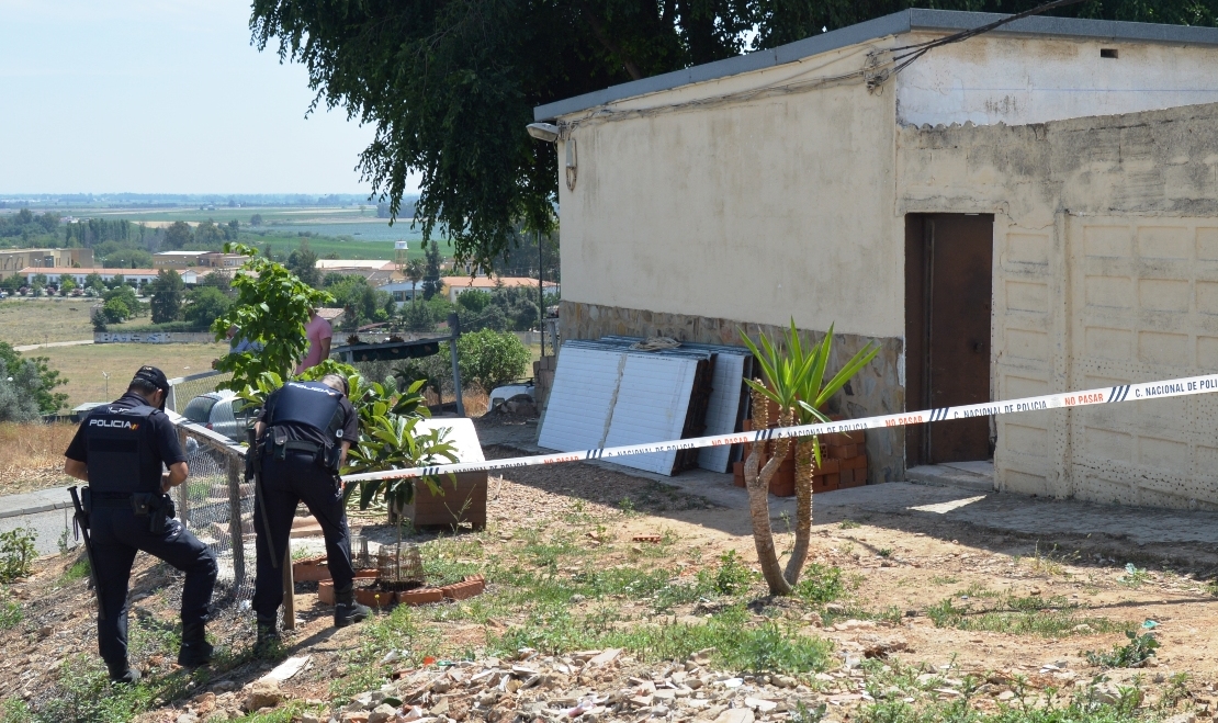 Un nuevo desahucio deja a tres menores pacenses en la calle