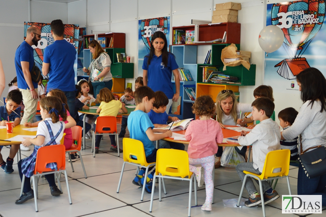 Imágenes de la inauguración de la 36ª Feria del Libro de Badajoz