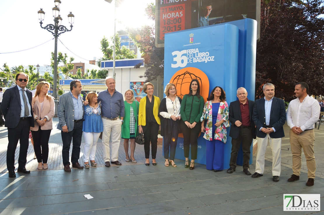 Imágenes de la inauguración de la 36ª Feria del Libro de Badajoz