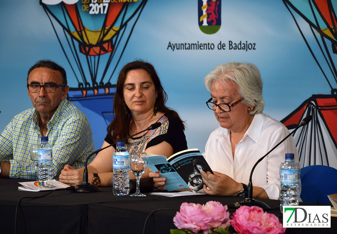 Presencia extremeña en la Feria del Libro de Badajoz