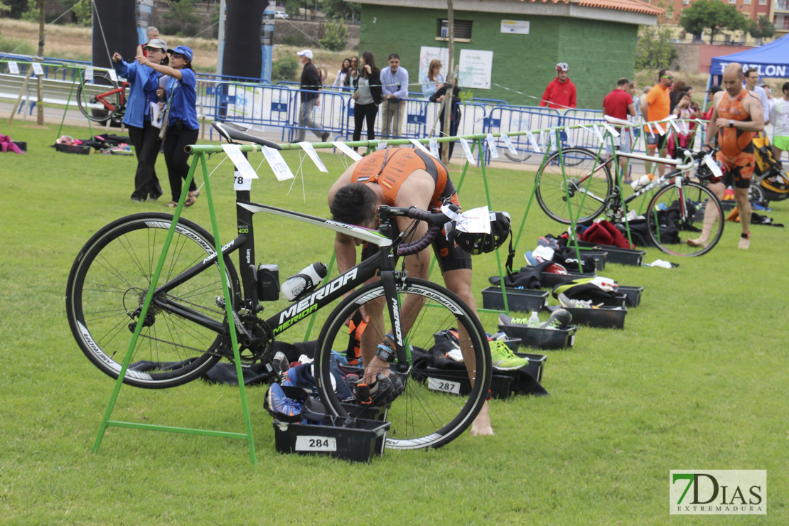 Imágenes del XIV Triatlón Puerta Palmas de Badajoz