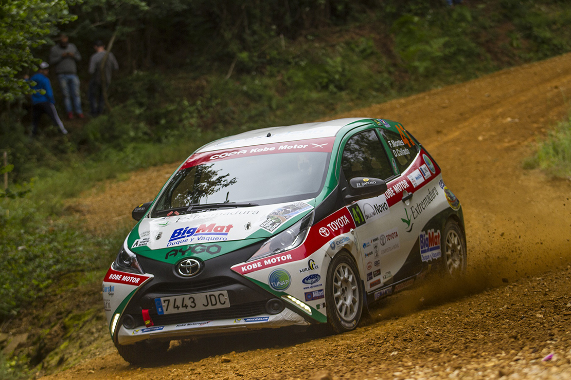 La dupla del Extremadura Rallye Team roza el podio en La Coruña