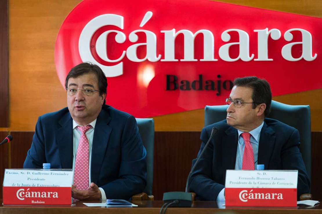 La Junta suspende el pleno de la Cámara de Comercio de Badajoz