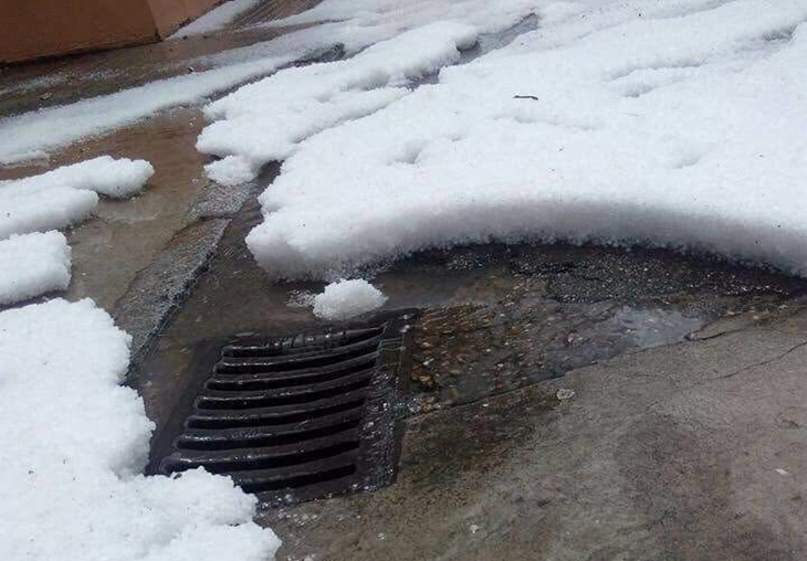 Impresionante granizada la caída esta tarde en Miajadas (Cáceres)