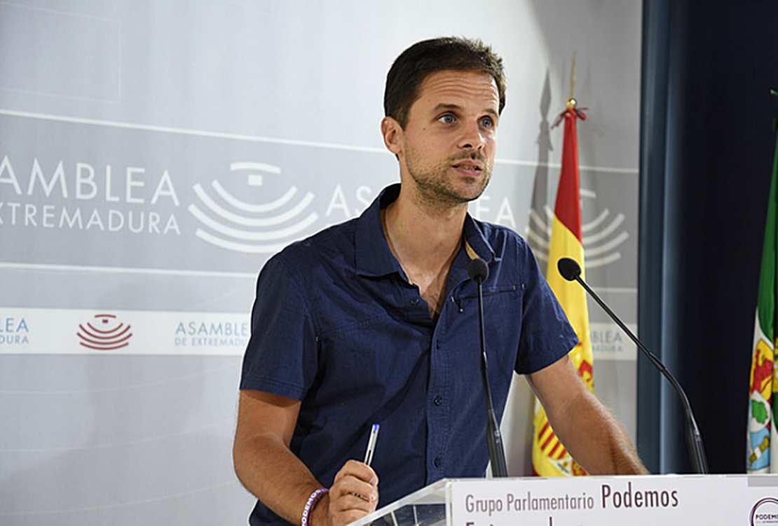 Podemos pide que las farmacias rurales permanezcan abiertas los fines de semana