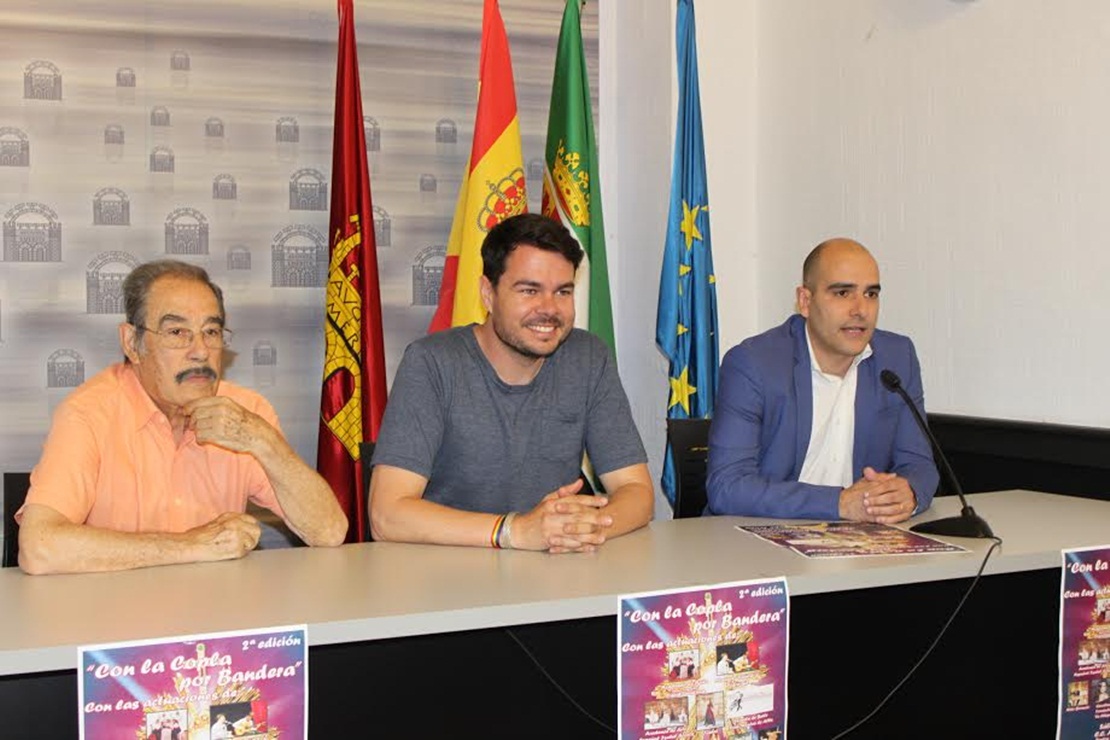 El espectáculo ‘Con la Copla por bandera’ vuelve a la capital extremeña