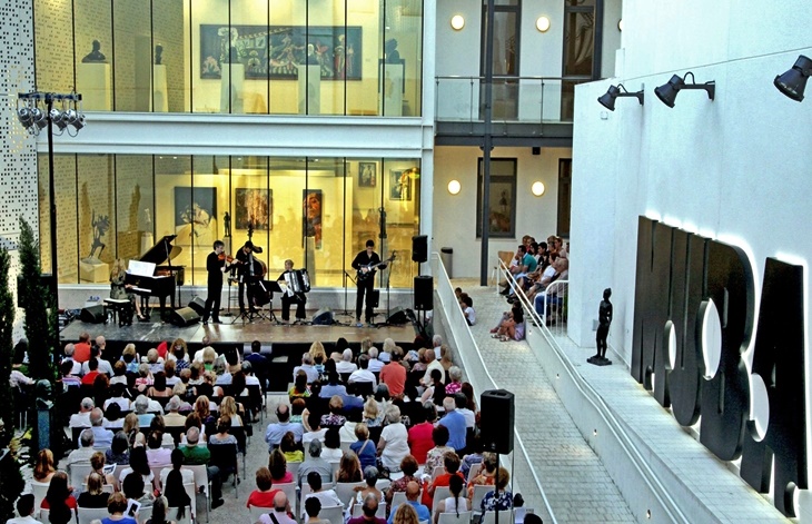 La música vuelve al patio del Museo de Bellas Artes de Badajoz