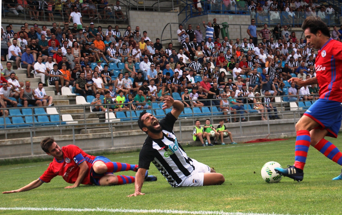 Imágenes del CD Badajoz - CD Calahorra