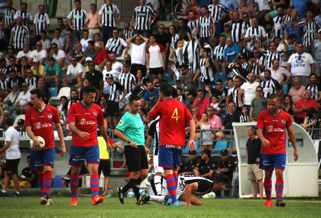 Imágenes del CD Badajoz - CD Calahorra