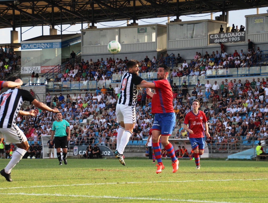 Imágenes del CD Badajoz - CD Calahorra