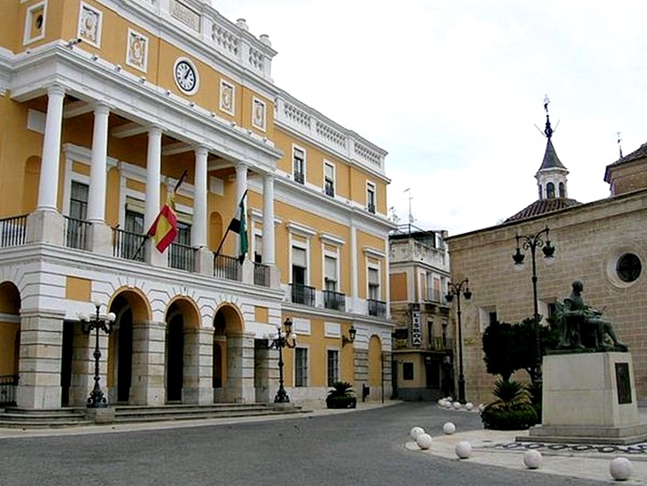 CSIF denuncia la modificación de la RPT del Ayuntamiento de Badajoz