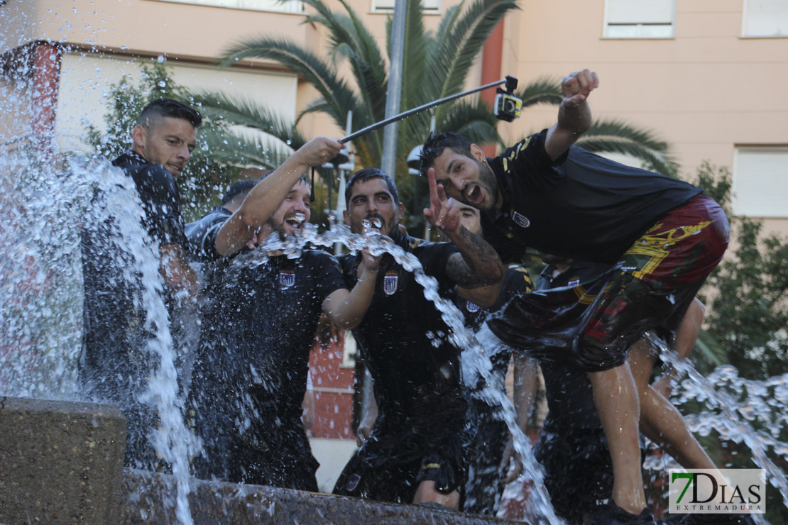 Imágenes del Club Deportivo Badajoz en la fuente