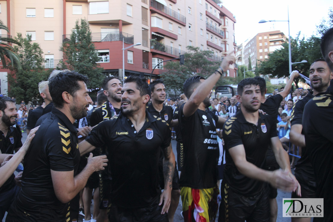 Imágenes del Club Deportivo Badajoz en la fuente